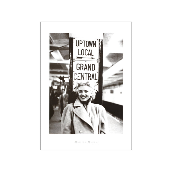 Marilyn Monroe Uptown — Art print by Posterland from Poster & Frame