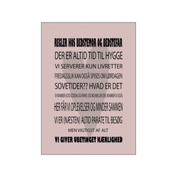 Regler hos bedstefar og bedstemor - rosa — Art print by MitDejligeHjem from Poster & Frame